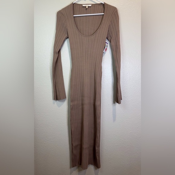 WAYF NWT Women’s Alexi Long Sleeve Rib Mauve Elegant Tan Ribbed Dress Size M - Picture 2 of 9